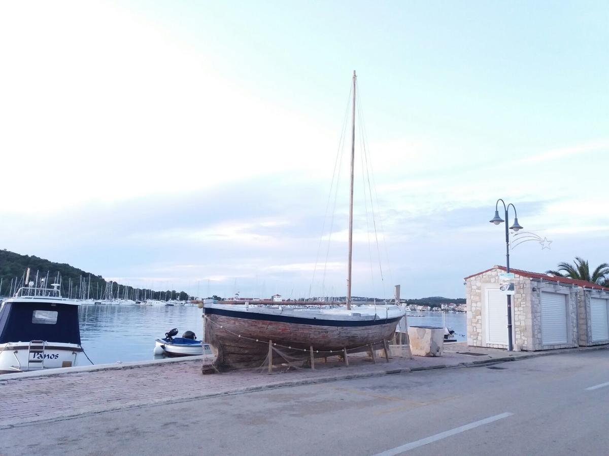 Tina Apartment Rogoznica (Sibenik-Knin)
